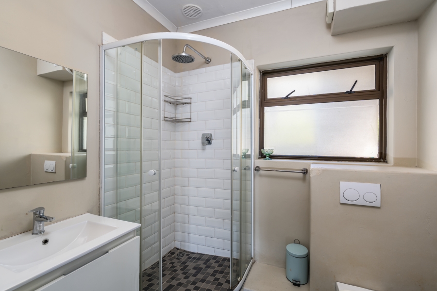 To Let 1 Bedroom Property for Rent in Bakoven Western Cape